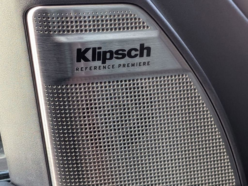 New 2026 INFINITI QX80 Autograph w/ Premium Cargo Package image 16