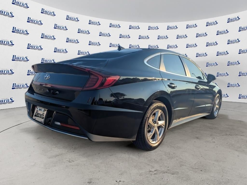 Used 2022 Hyundai Sonata SE FWD image 3