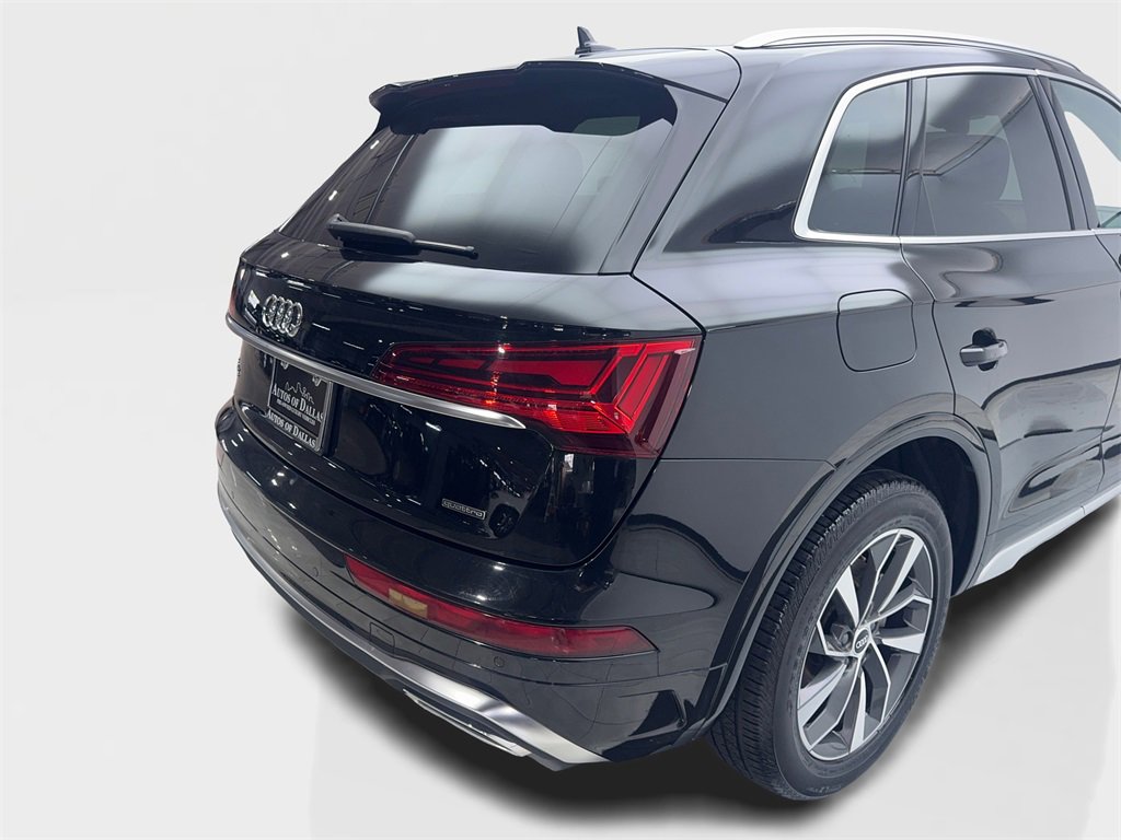 Used 2022 Audi Q5 2.0T Premium w/ Convenience Package image 18