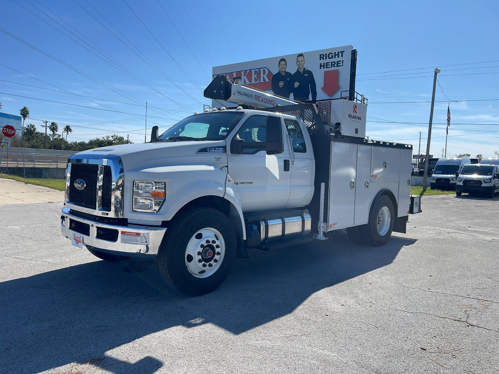 New 2026 Ford F750 2WD SuperCab Super Duty image 2
