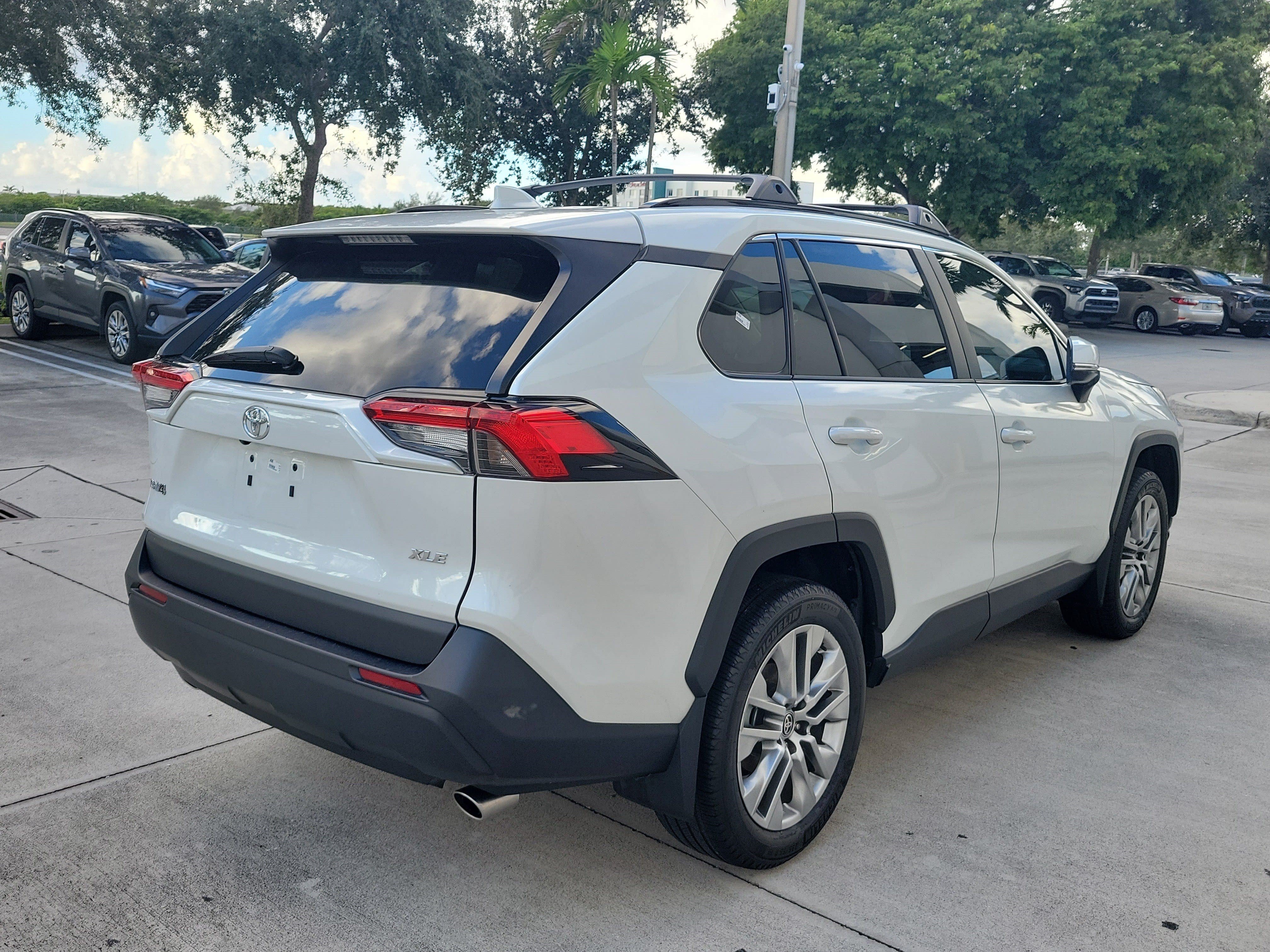 Used 2024 Toyota RAV4 XLE Premium FWD image 7
