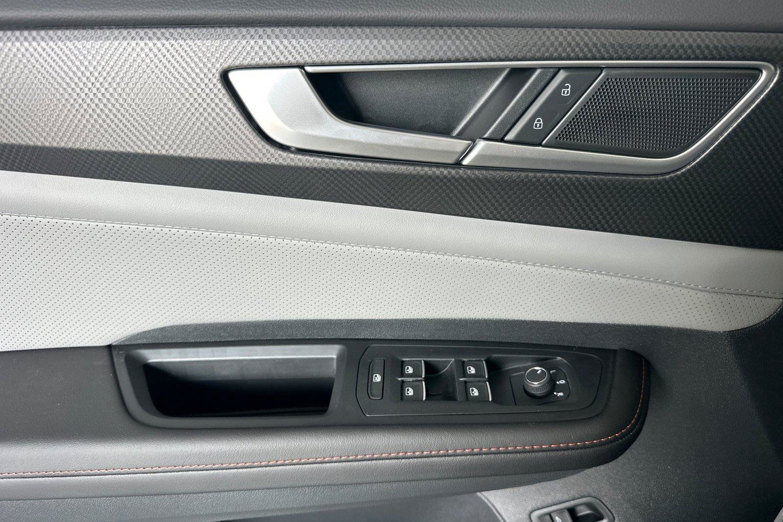 New 2026 Volkswagen Atlas Peak Edition AWD/4WD image 10