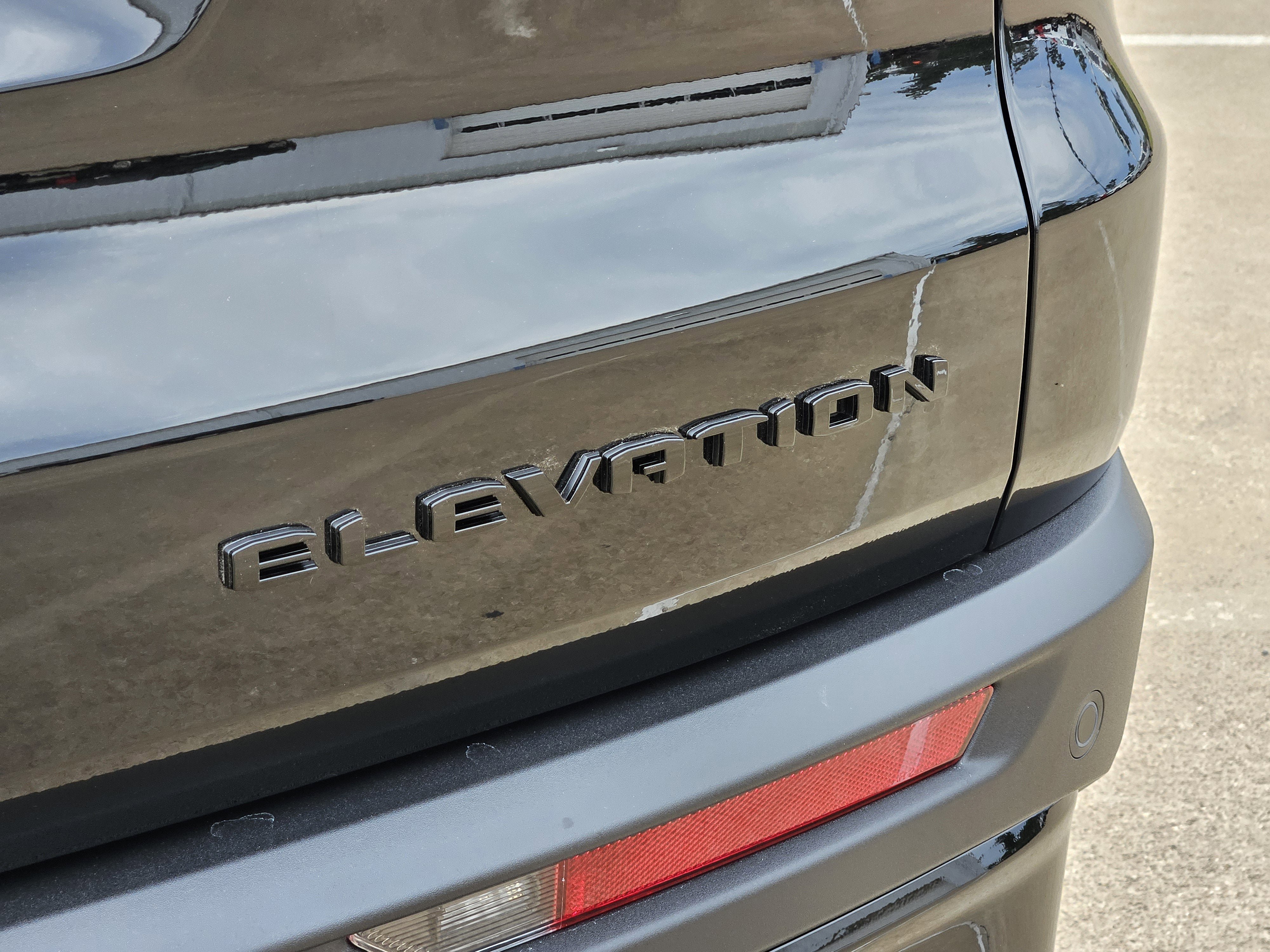 New 2026 GMC Acadia Elevation w/ Black Edition image 5