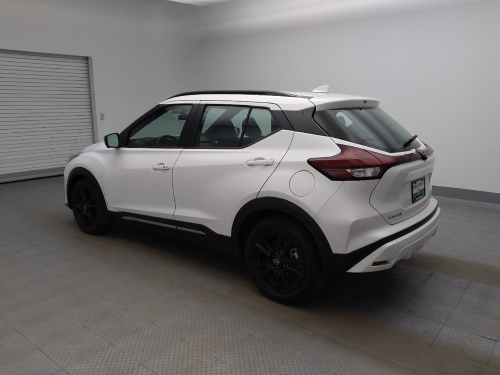 Used 2023 Nissan Kicks SR FWD image 3