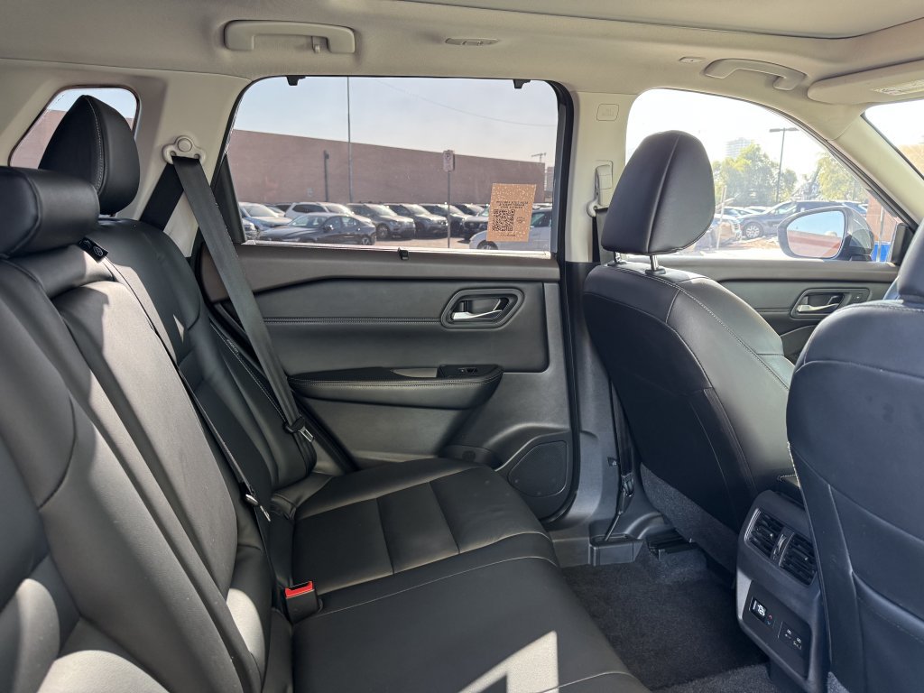 Used 2023 Nissan Rogue SL w/ SL Premium Package AWD/4WD image 43