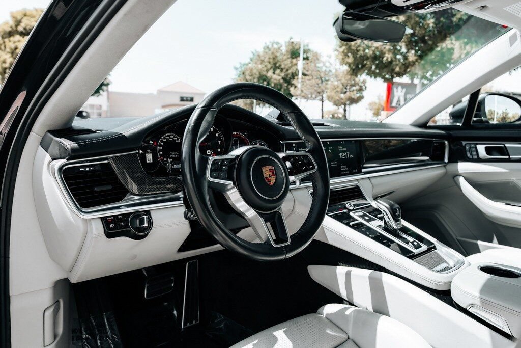Used 2017 Porsche Panamera 4S AWD/4WD image 16