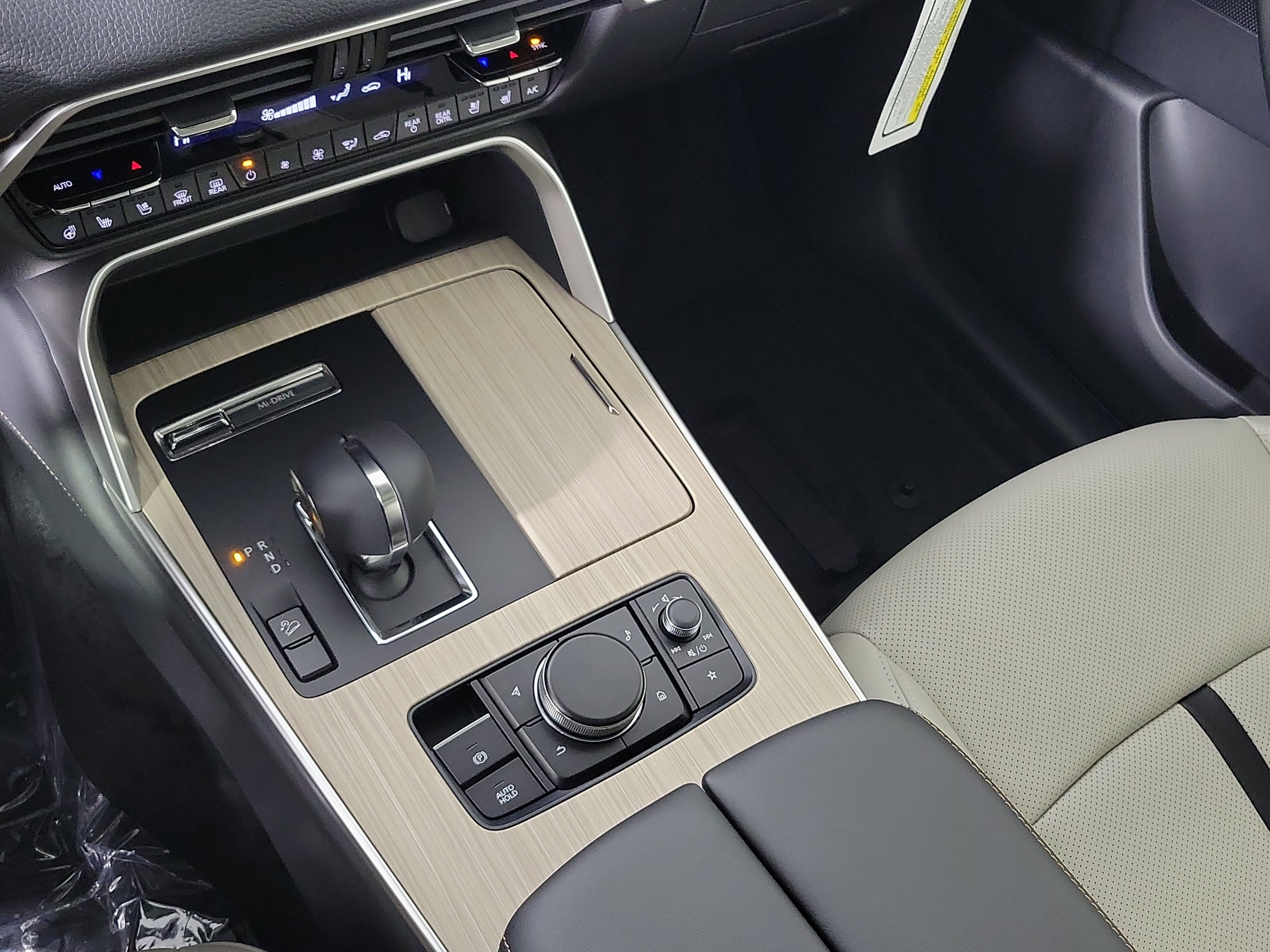 New 2026 MAZDA CX-90 3.3 Turbo w/ Premium Sport Pkg image 25