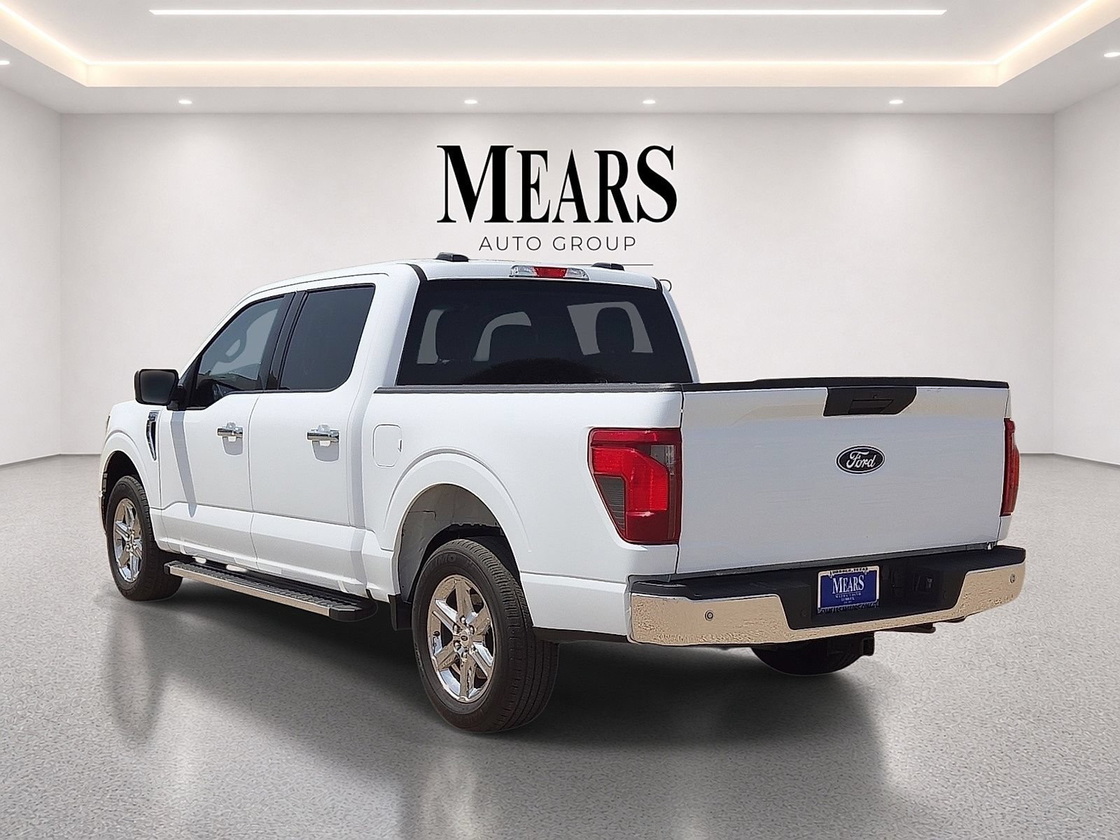Used 2025 Ford F150 XLT w/ Equipment Group 301A Standard RWD image 3