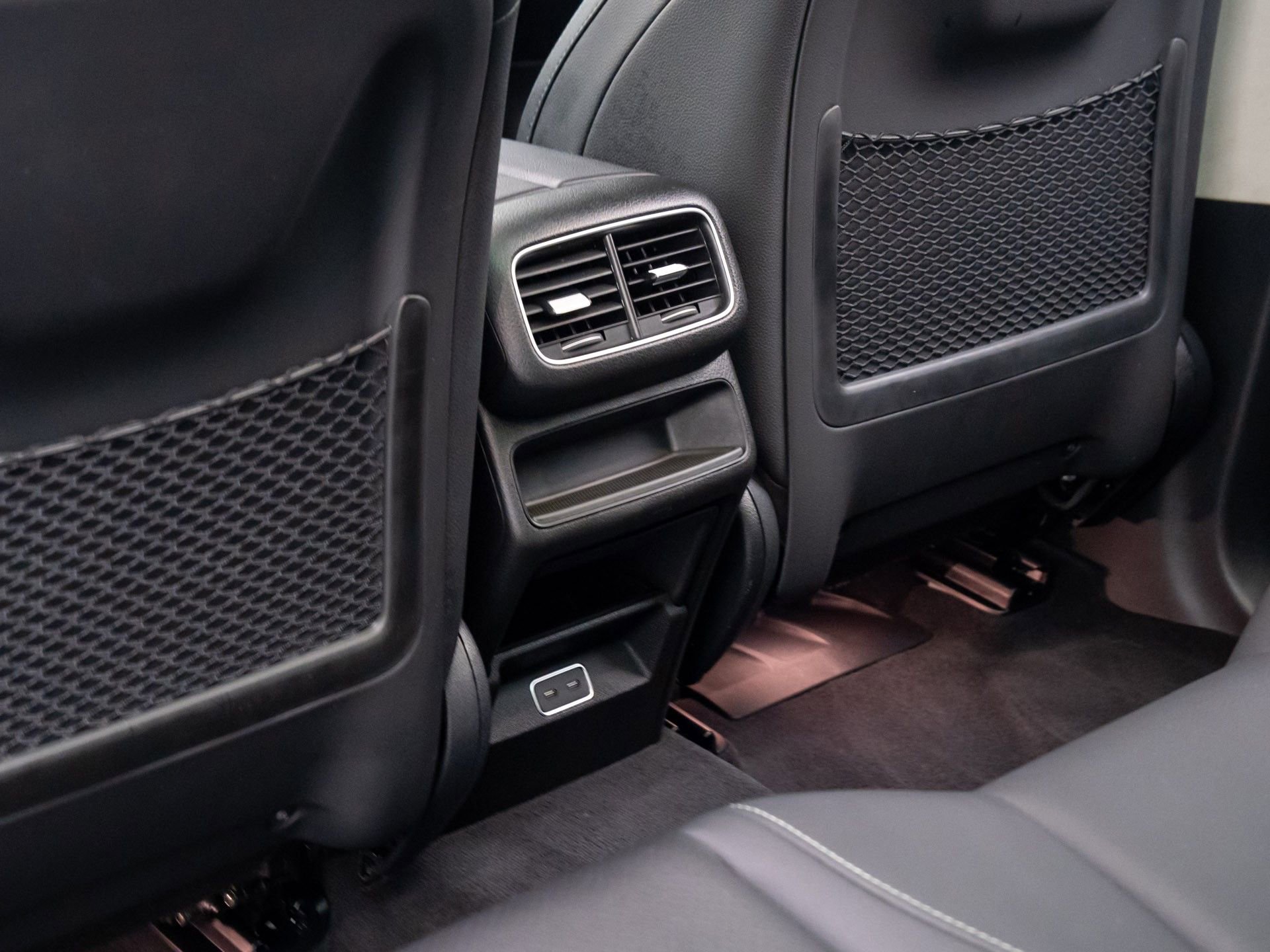 Certified 2024 Mercedes-Benz GLE 350 4MATIC w/ Driver Assistance Package image 20