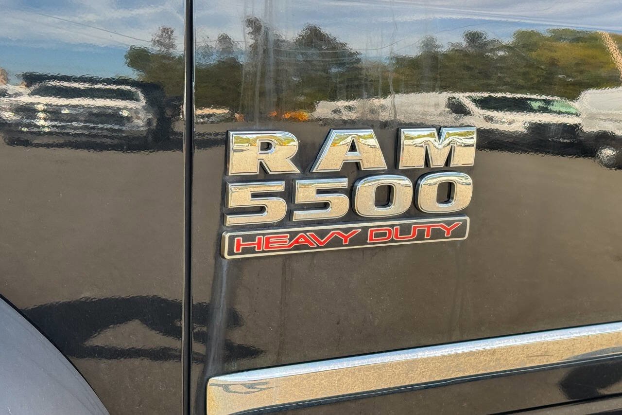Used 2016 RAM 5500 Tradesman w/ Max Tow Package AWD/4WD image 25