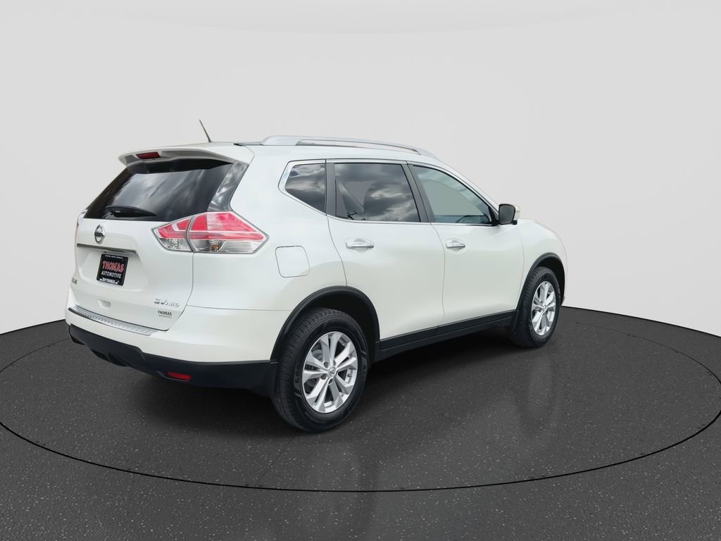 Used 2015 Nissan Rogue SV w/ SV Premium Package image 8