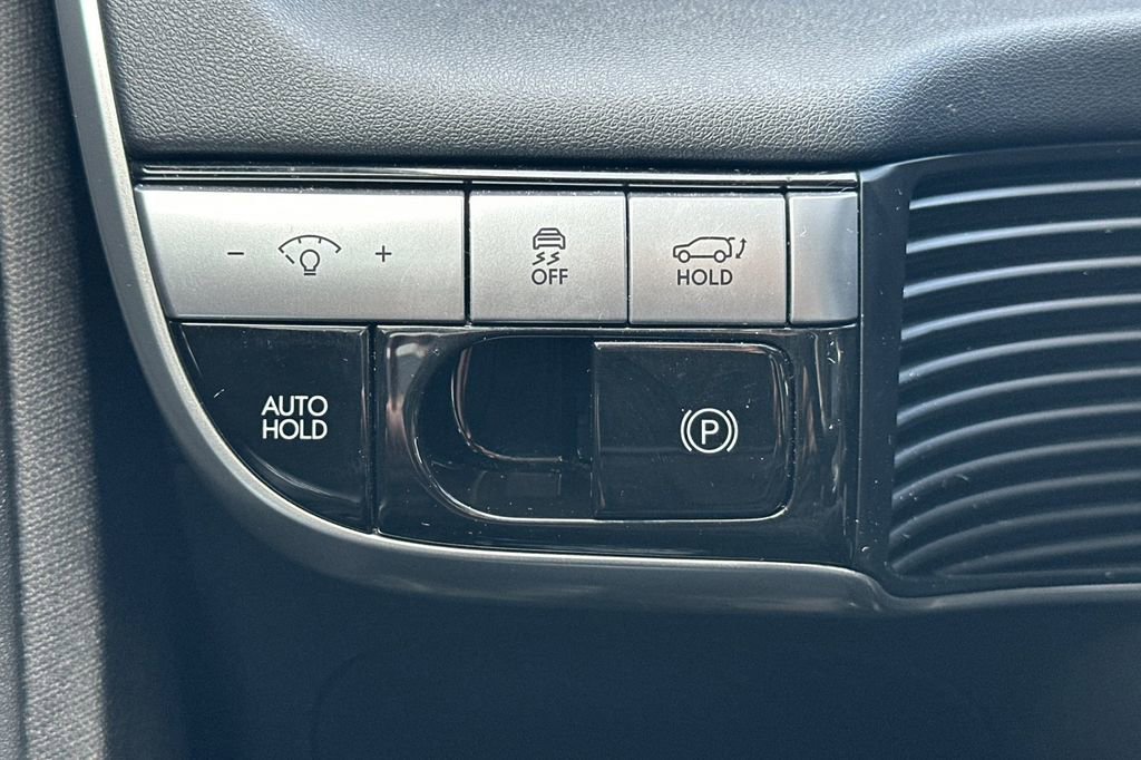 Used 2023 Hyundai Ioniq 5 Limited image 32