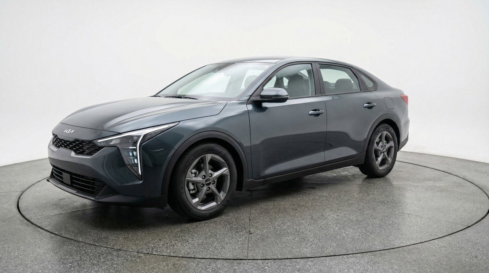 Used 2025 Kia K4 FWD image 3