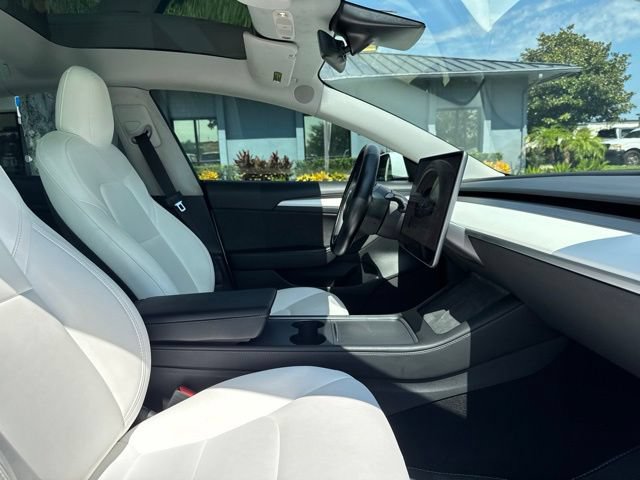 Used 2023 Tesla Model 3 Standard Range RWD image 11