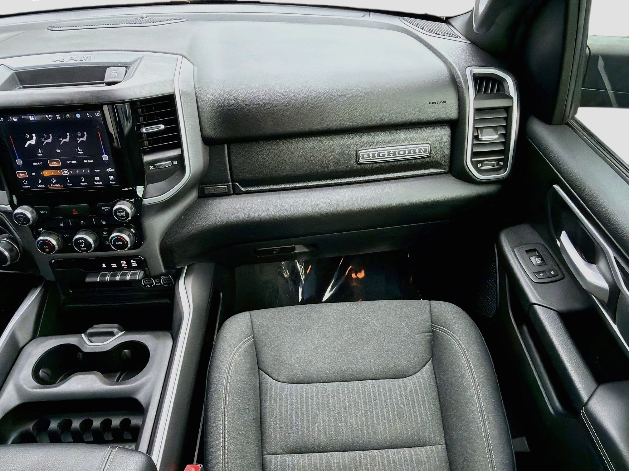 Used 2022 RAM 1500 Big Horn RWD image 17