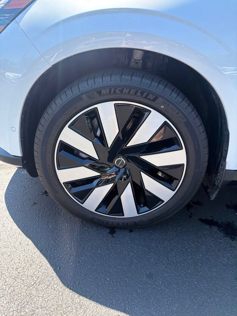 Used 2025 Volvo EX90 Plus AWD/4WD image 4