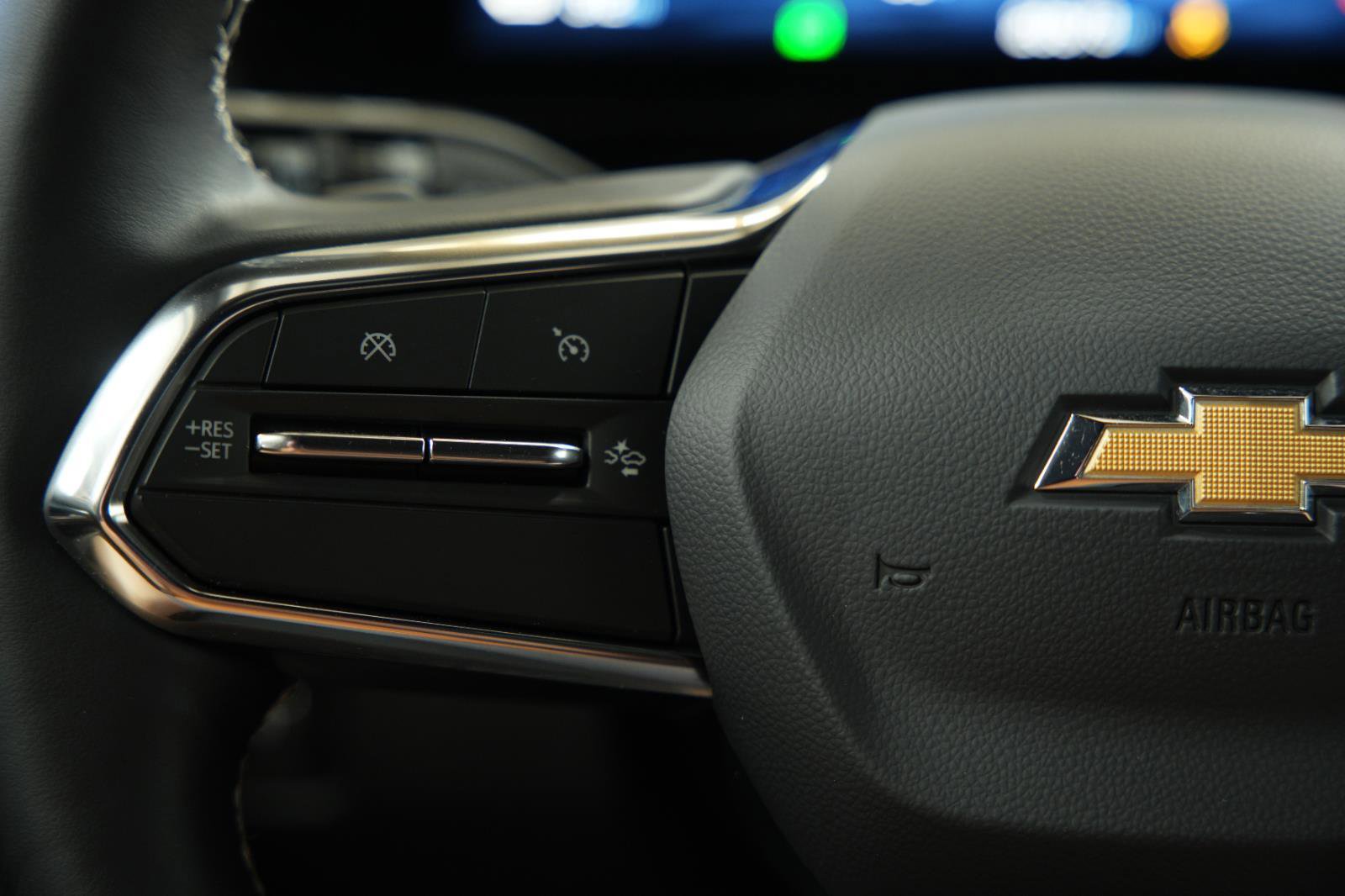 Used 2025 Chevrolet Equinox EV LT w/ Convenience Package image 29