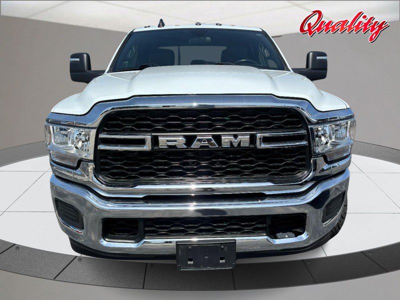 Used 2024 RAM 2500 Tradesman w/ Chrome Appearance Group AWD/4WD image 10