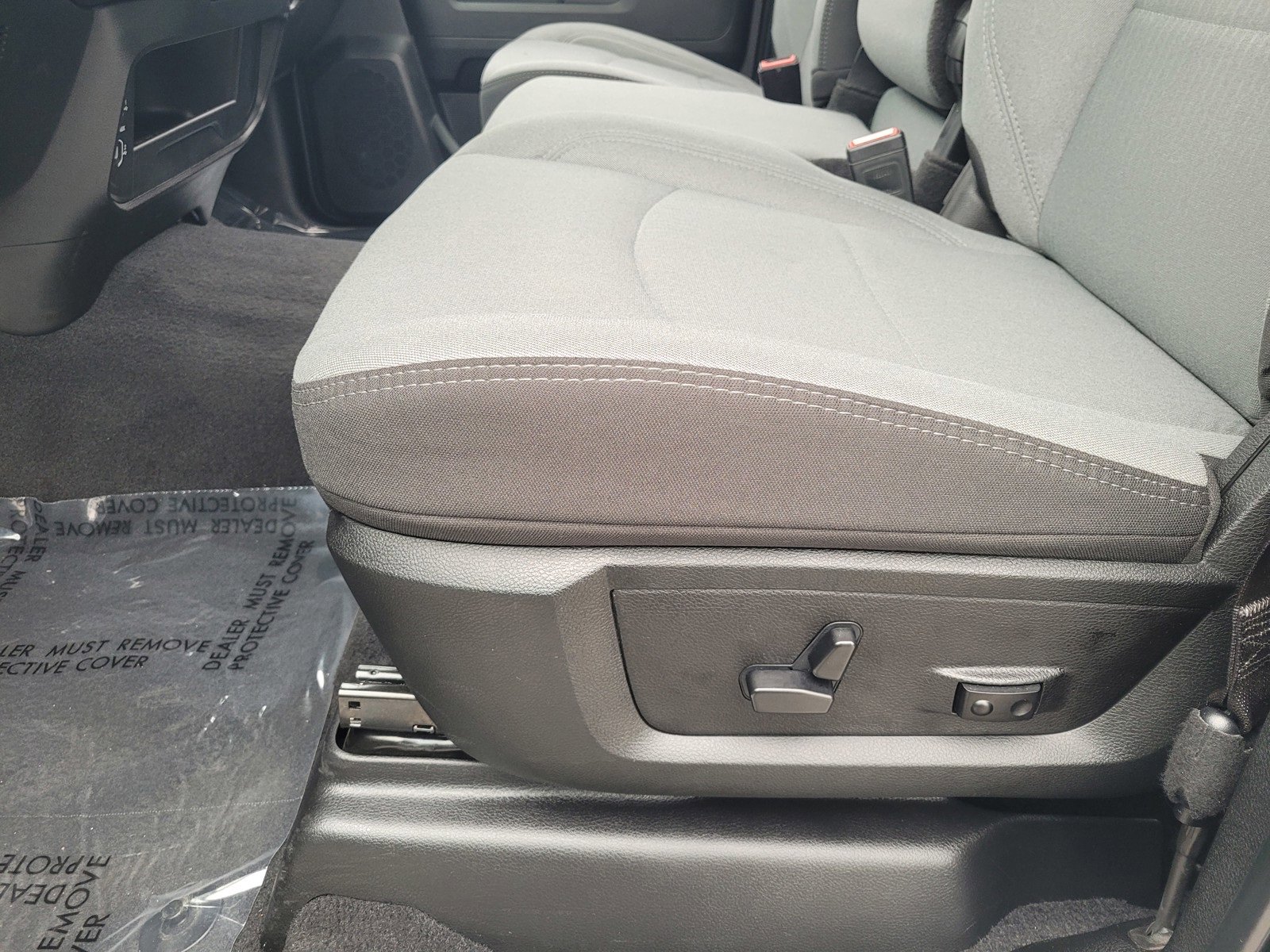 Used 2024 RAM 2500 Big Horn w/ Bed Utility Group image 23