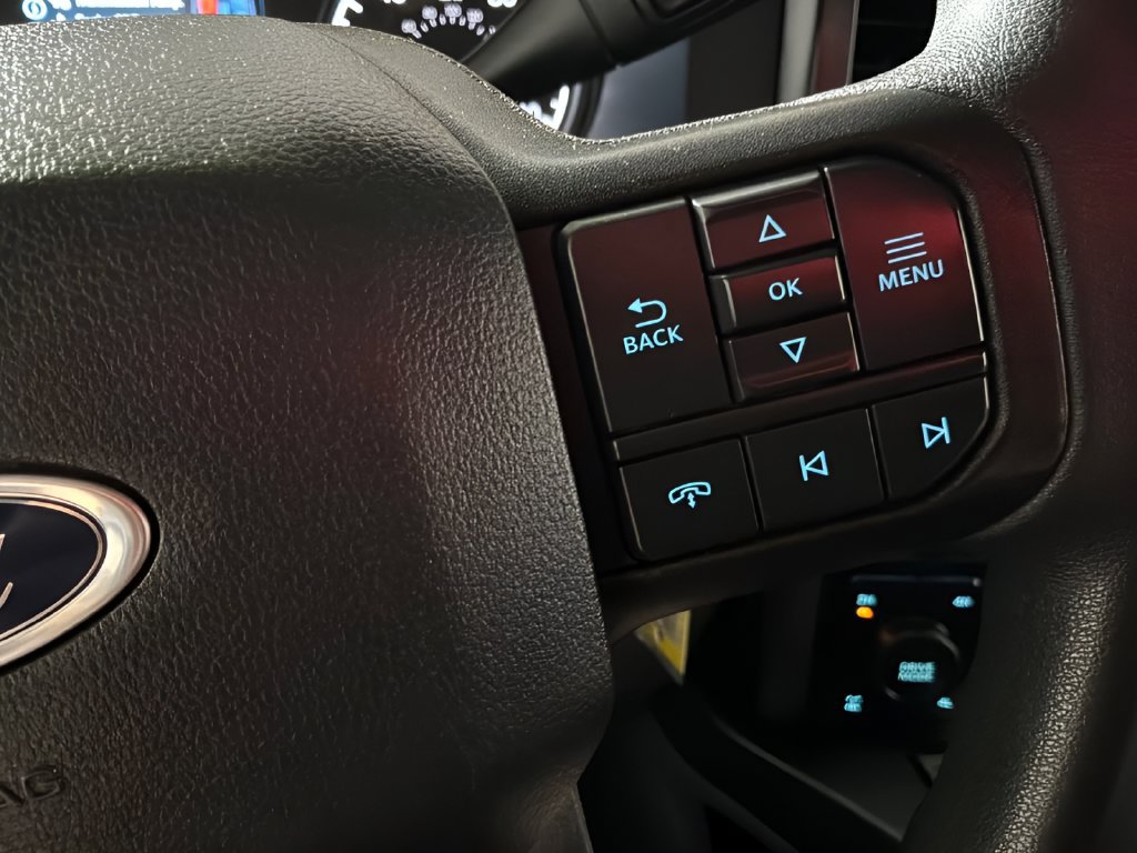 Used 2023 Ford F350 XLT w/ FX4 Off-Road Package AWD/4WD image 24