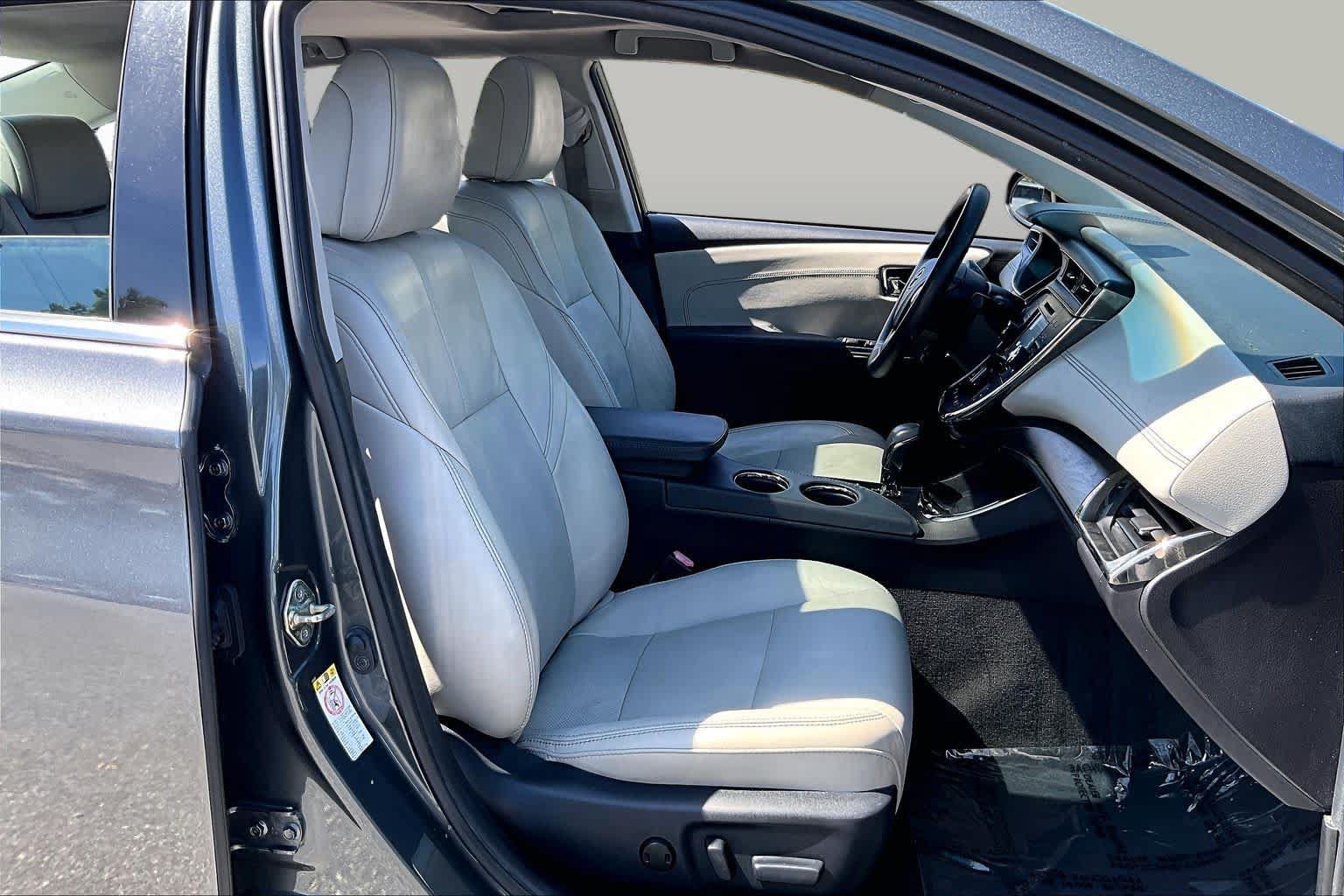 Used 2017 Toyota Avalon Limited FWD image 8