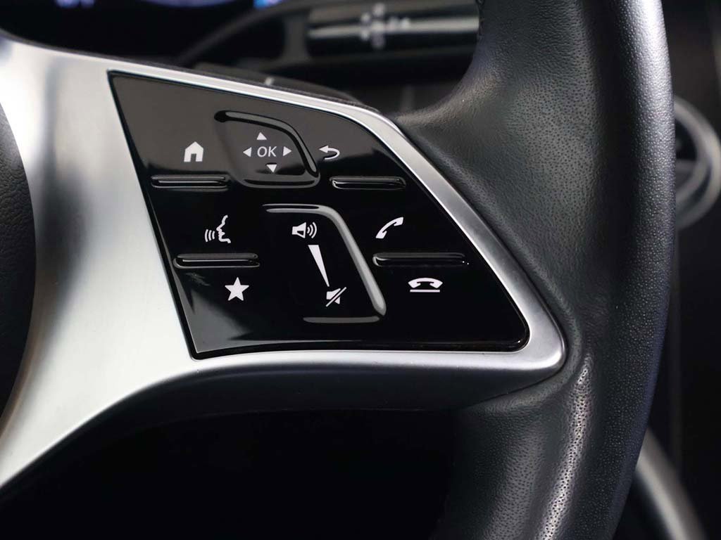 Used 2023 Mercedes-Benz C 300 C 300 image 41