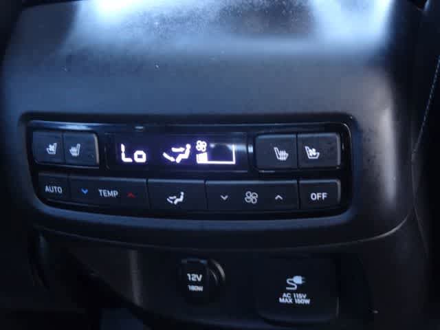 Used 2023 Hyundai Palisade Calligraphy image 18