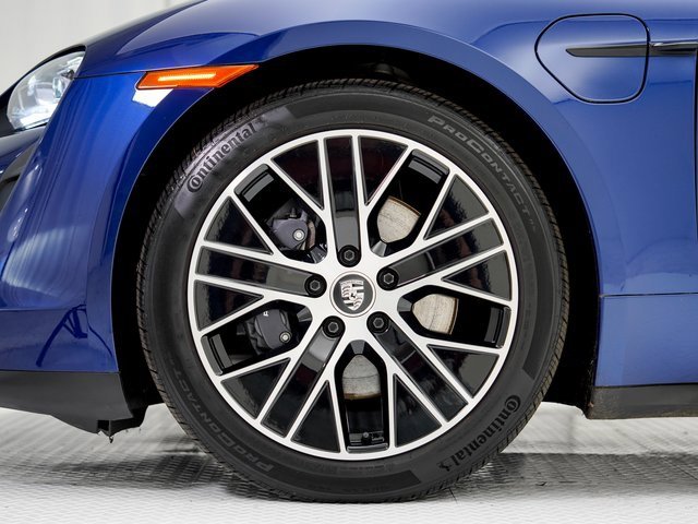 Used 2024 Porsche Taycan image 33