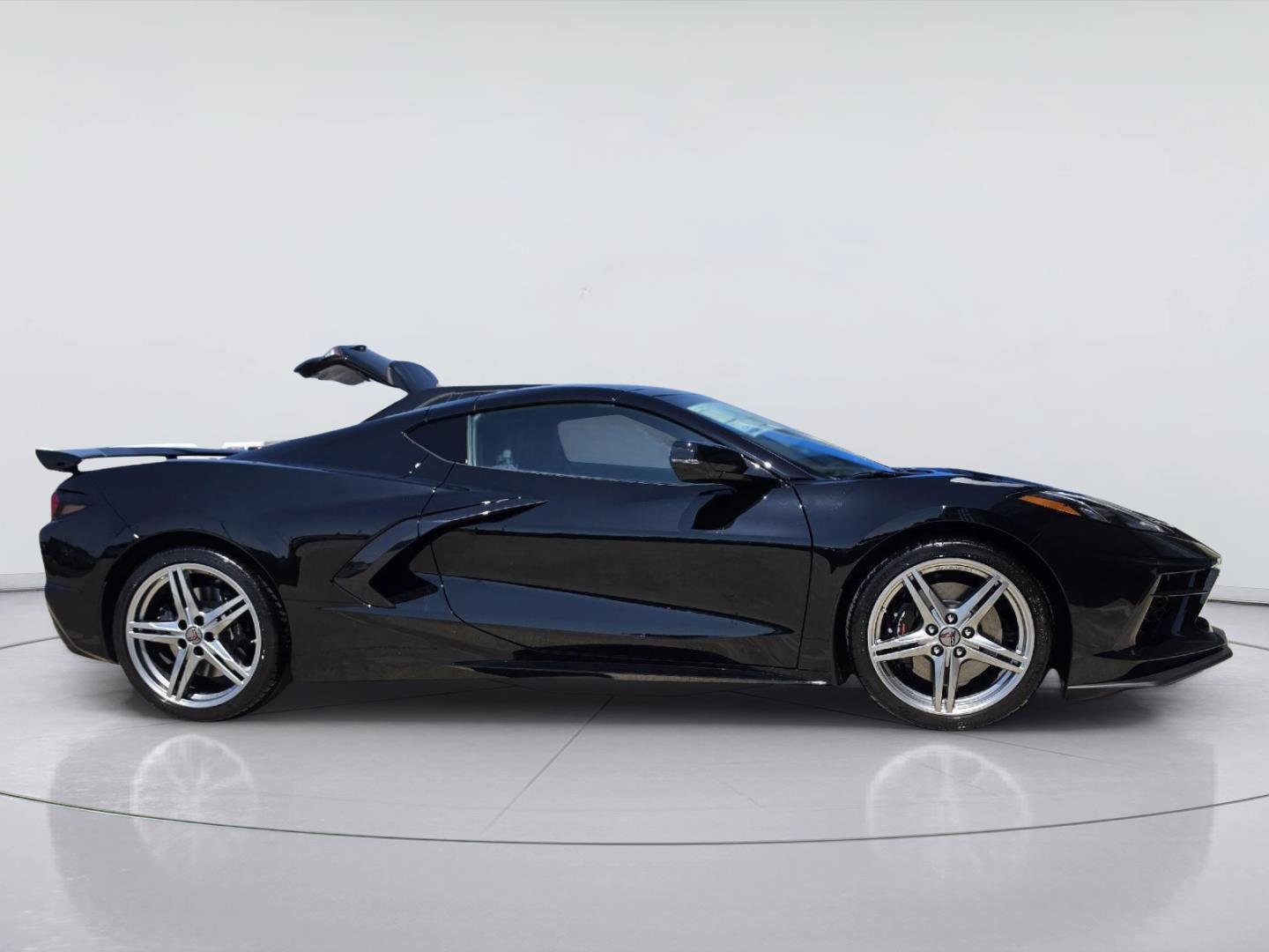 New 2027 Chevrolet Corvette Stingray Coupe w/ Z51 Performance Package RWD image 4