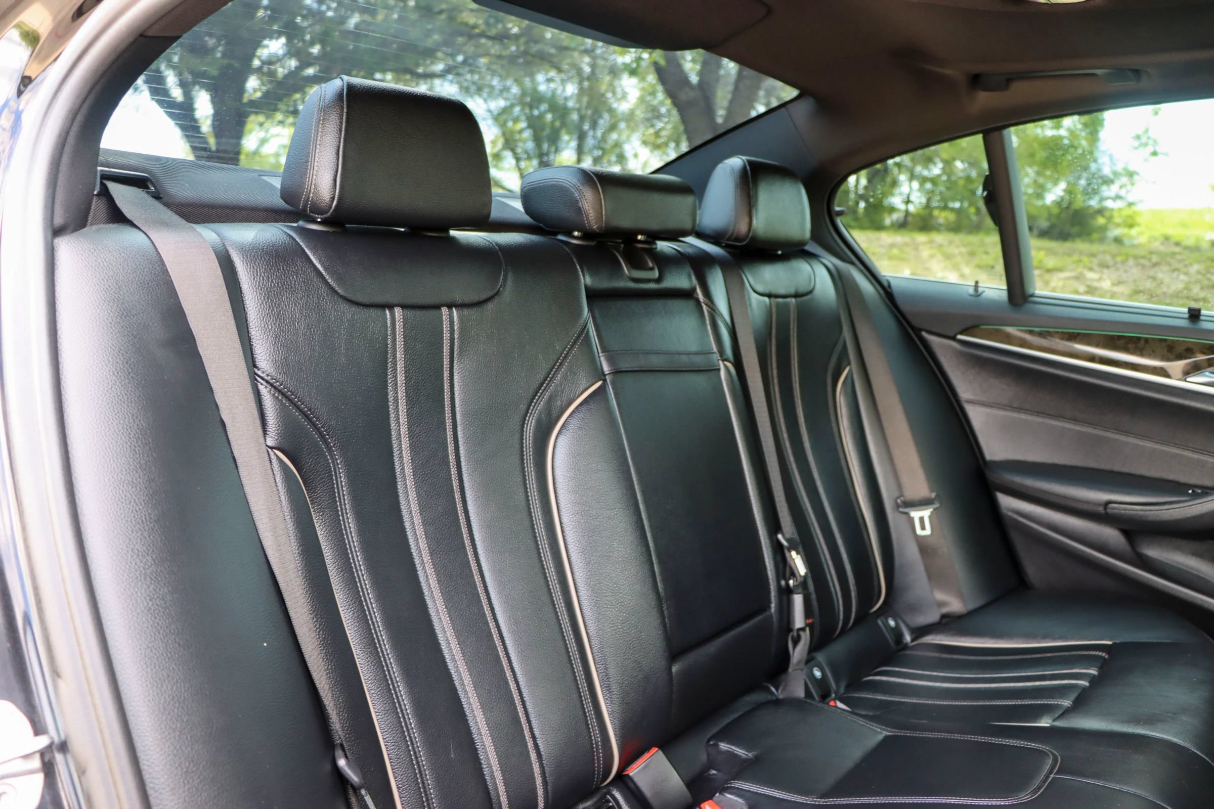 Used 2018 BMW 540i w/ Premium Package RWD image 19