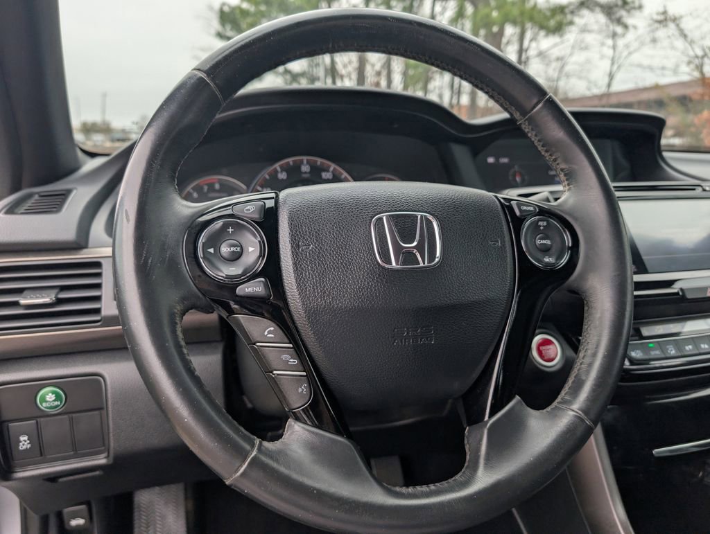 Used 2017 Honda Accord EX-L image 9