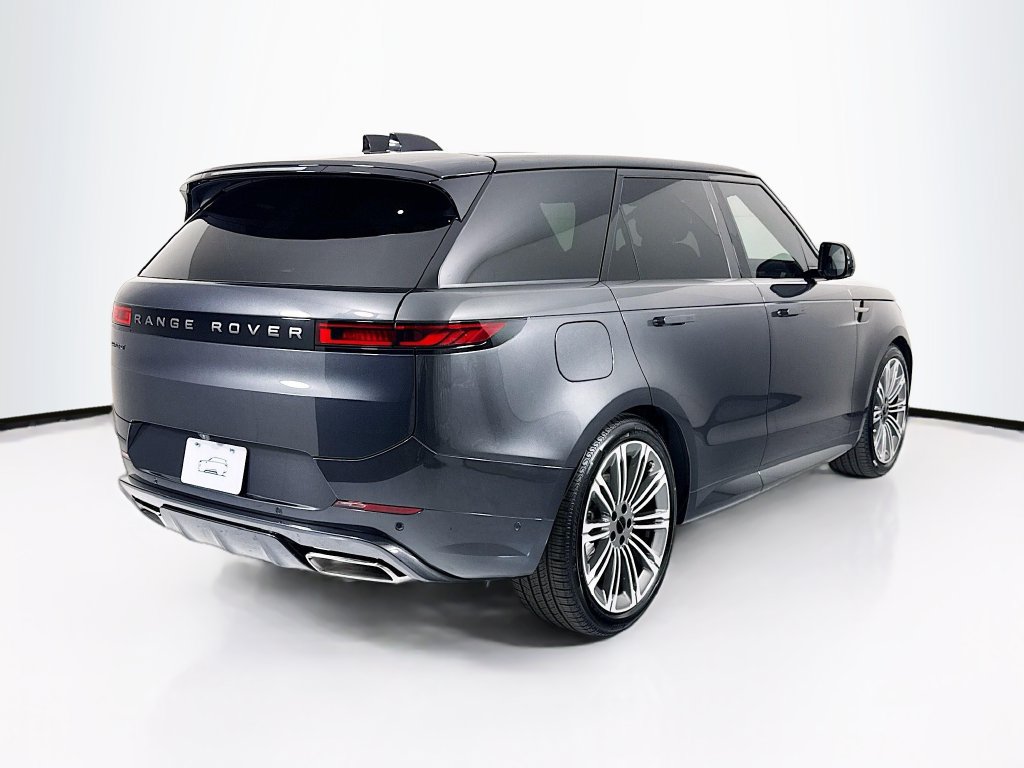 New 2026 Land Rover Range Rover Sport Dynamic SE AWD/4WD image 5