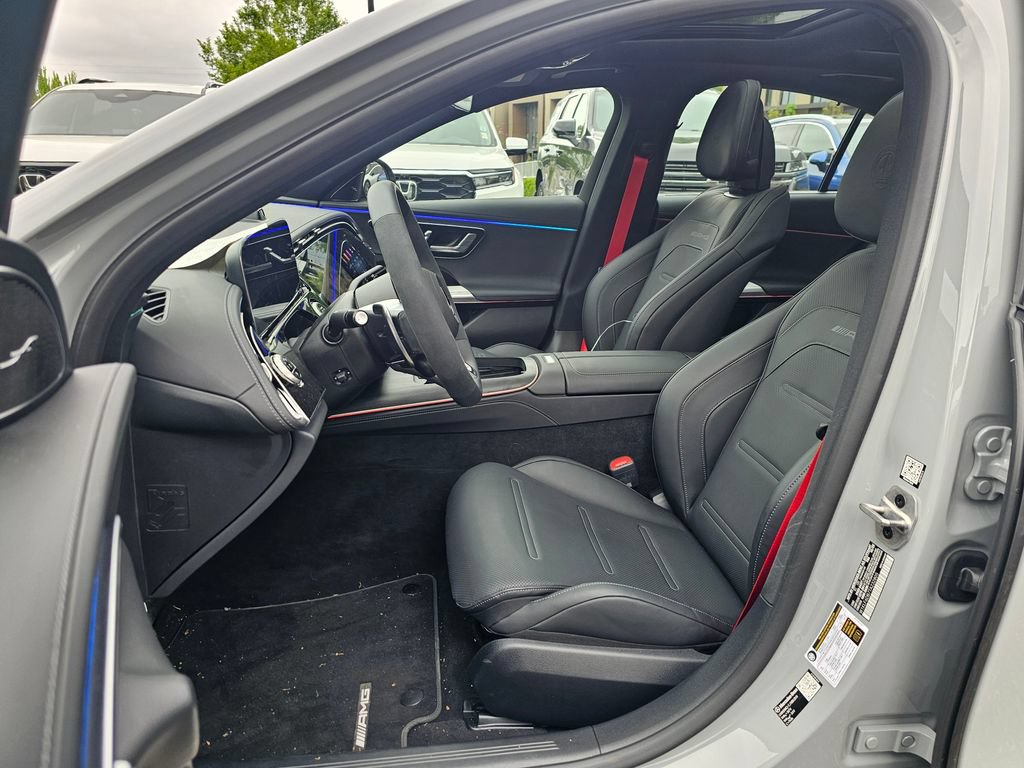 Used 2026 Mercedes-Benz E 53 AMG e 4MATIC Sedan image 21