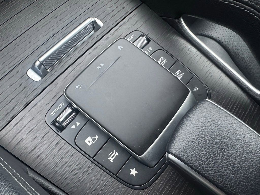 Used 2022 Mercedes-Benz GLE 350 4MATIC w/ Premium Package image 25