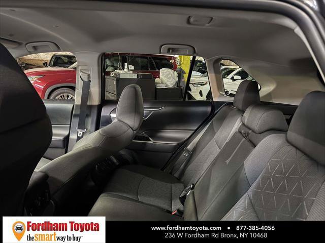 Certified 2025 Toyota RAV4 XLE AWD/4WD image 13