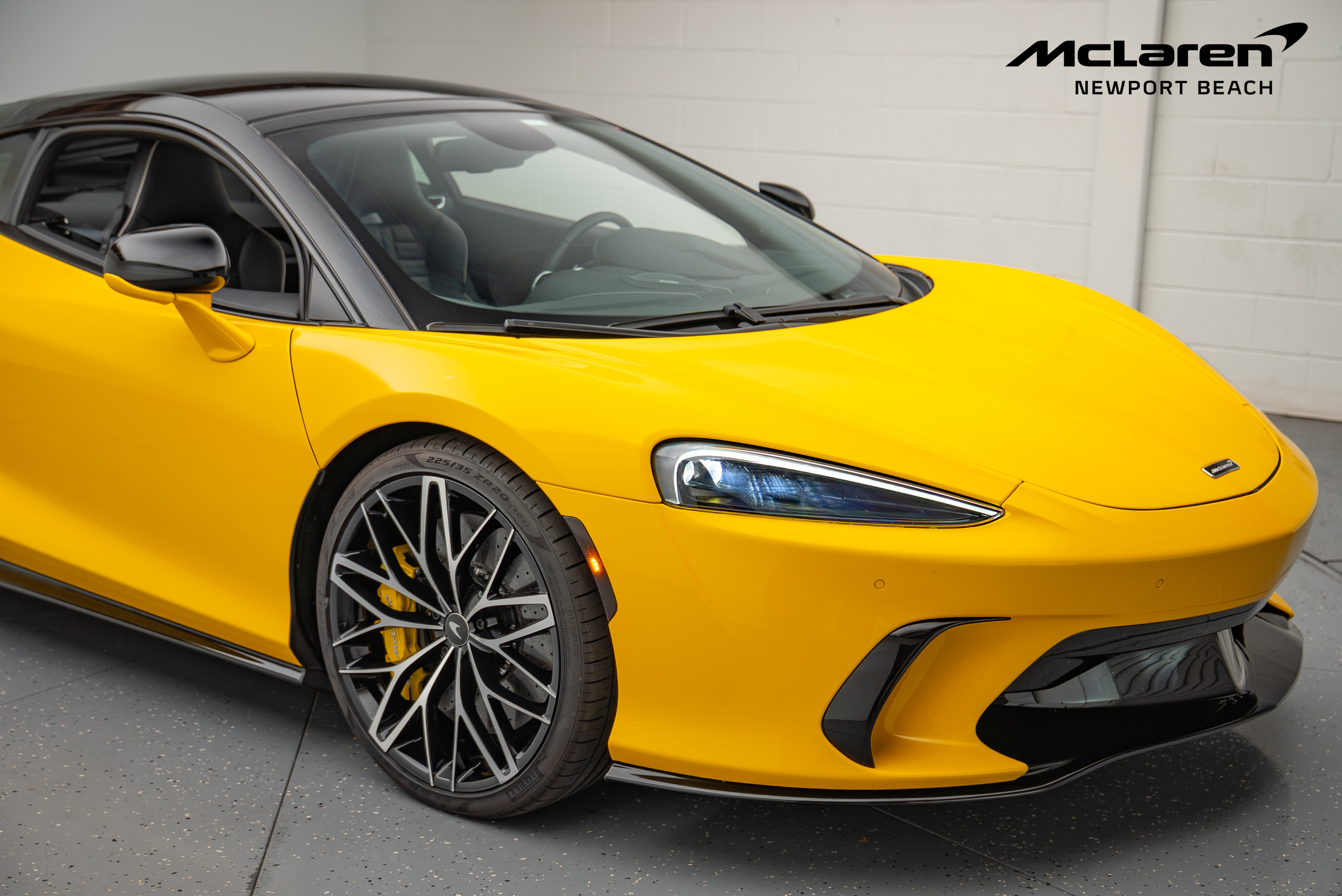 Used 2025 McLaren GTS image 2