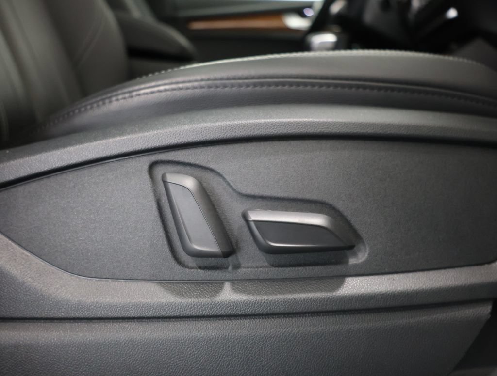 Used 2021 Audi Q5 e Premium w/ Convenience Package AWD/4WD image 22