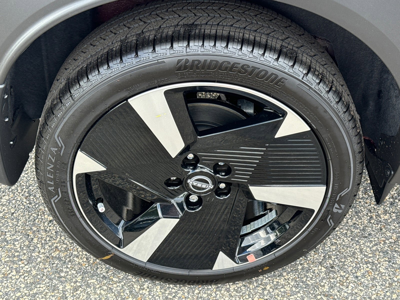 New 2025 Nissan Kicks SR w/ Interior Electronics Package image 17