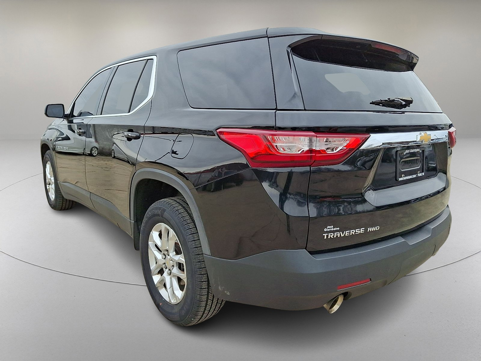 Used 2018 Chevrolet Traverse LS image 7
