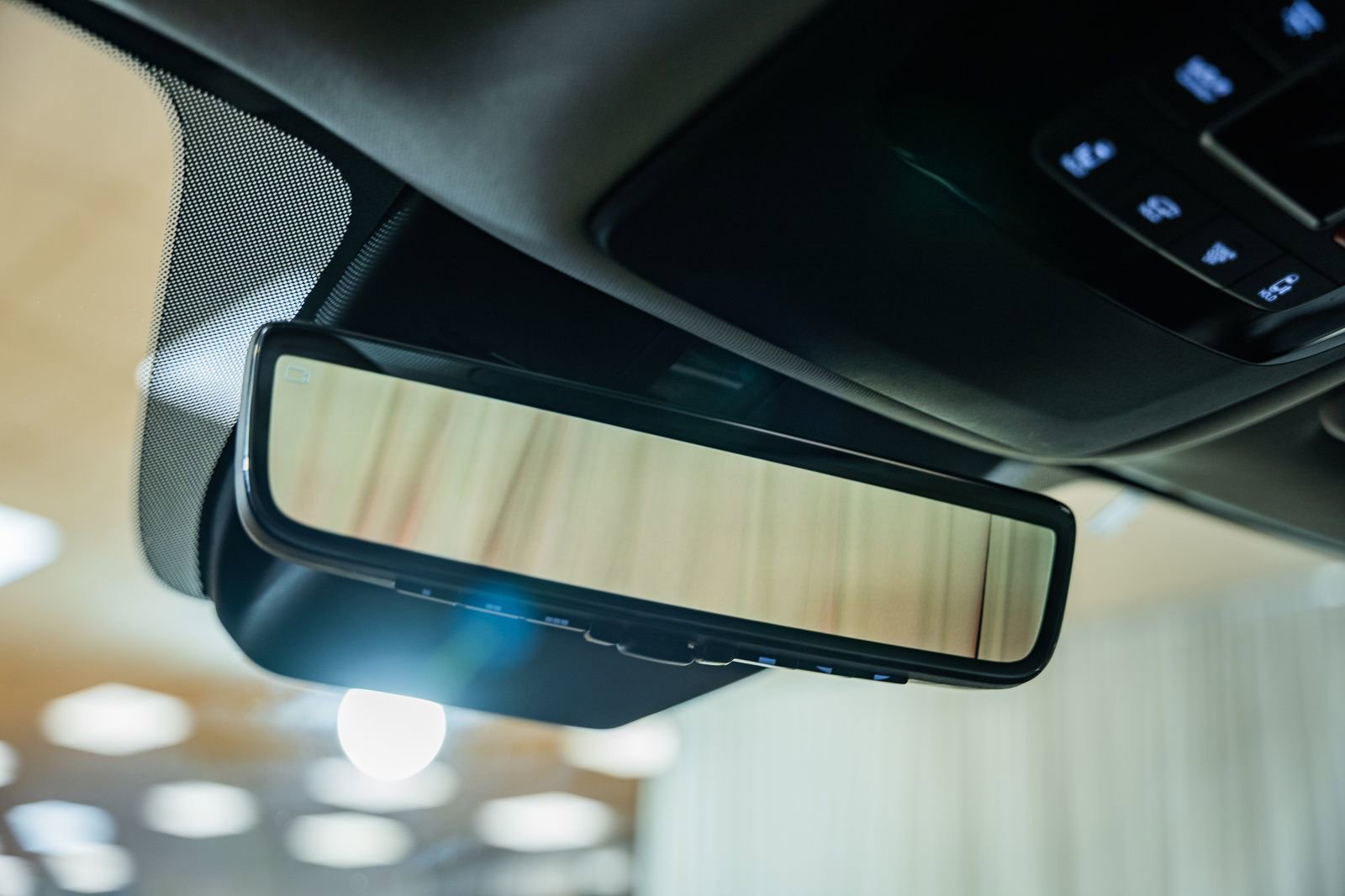 Used 2025 Kia Carnival SX Prestige image 49