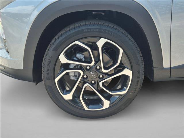 New 2026 Chevrolet Trax RS FWD image 9