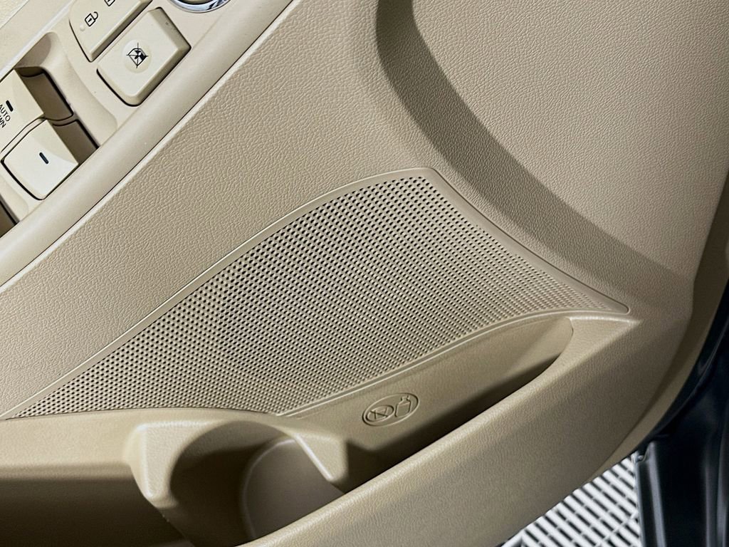 Used 2013 Hyundai Elantra GLS image 22