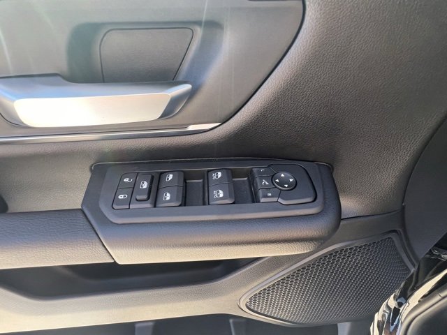 New 2026 RAM 1500 4x4 Crew Cab image 11