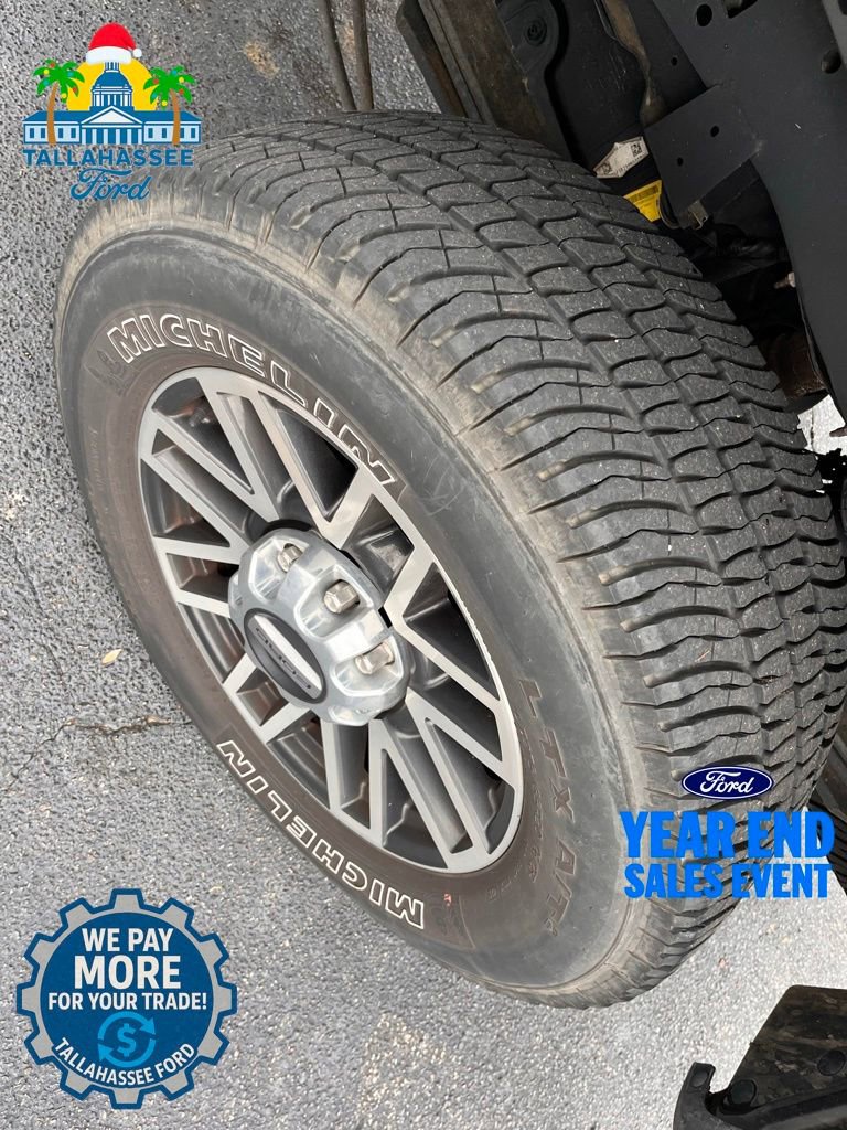 Used 2019 Ford F250 Lariat w/ Lariat Ultimate Package image 3