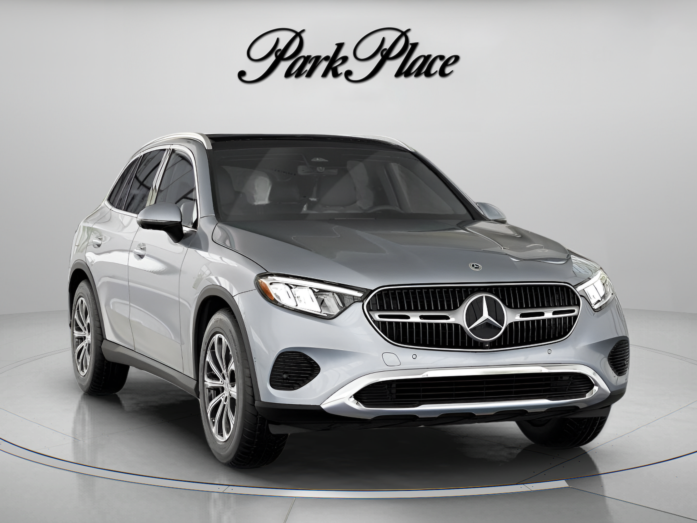 Used 2026 Mercedes-Benz GLC 300 4MATIC image 34