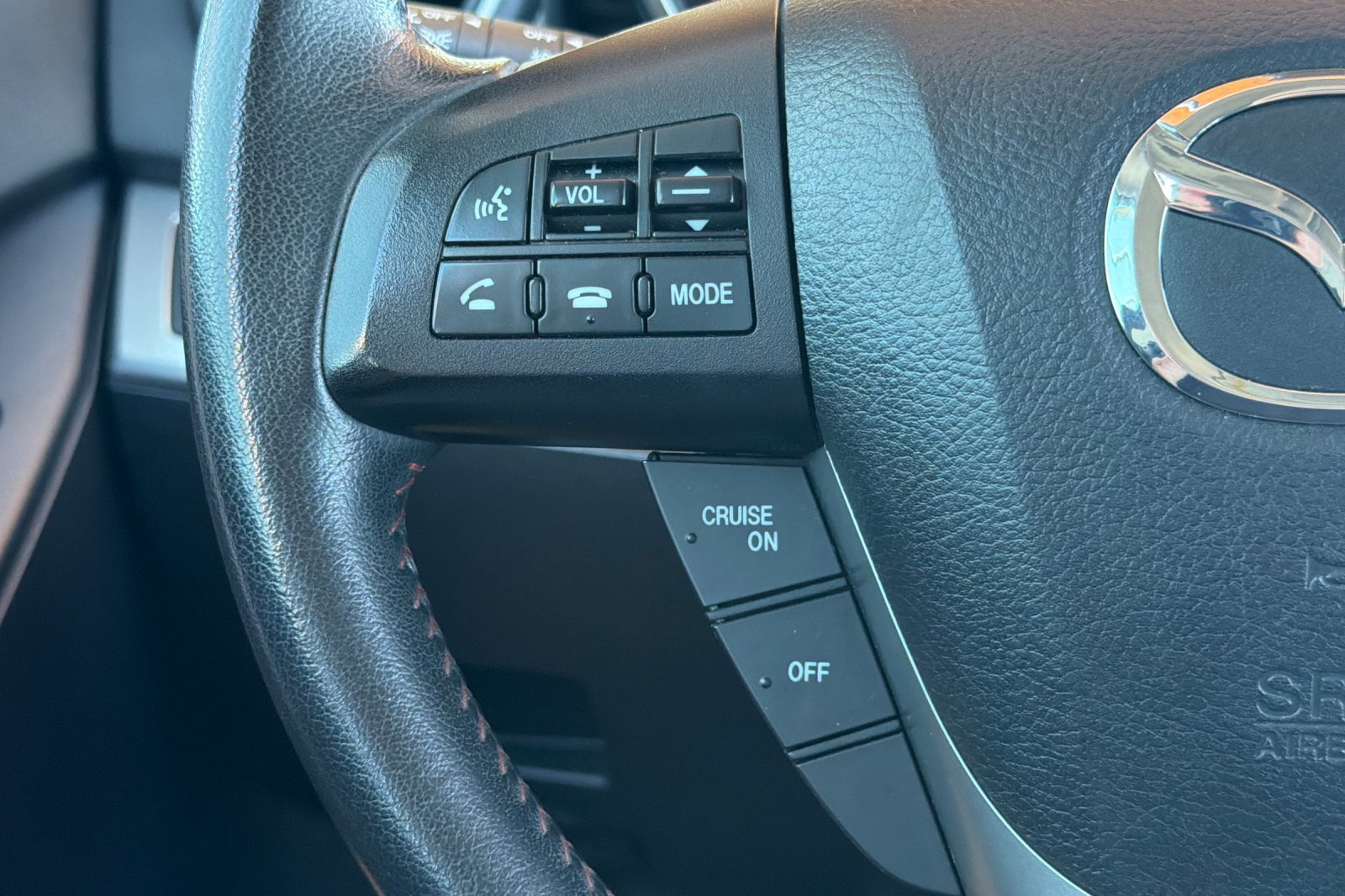 Used 2012 MAZDA MAZDA3 Touring FWD image 26