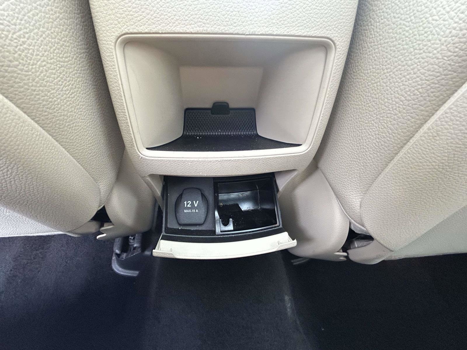 Used 2015 Mercedes-Benz GLA 250 4MATIC image 16