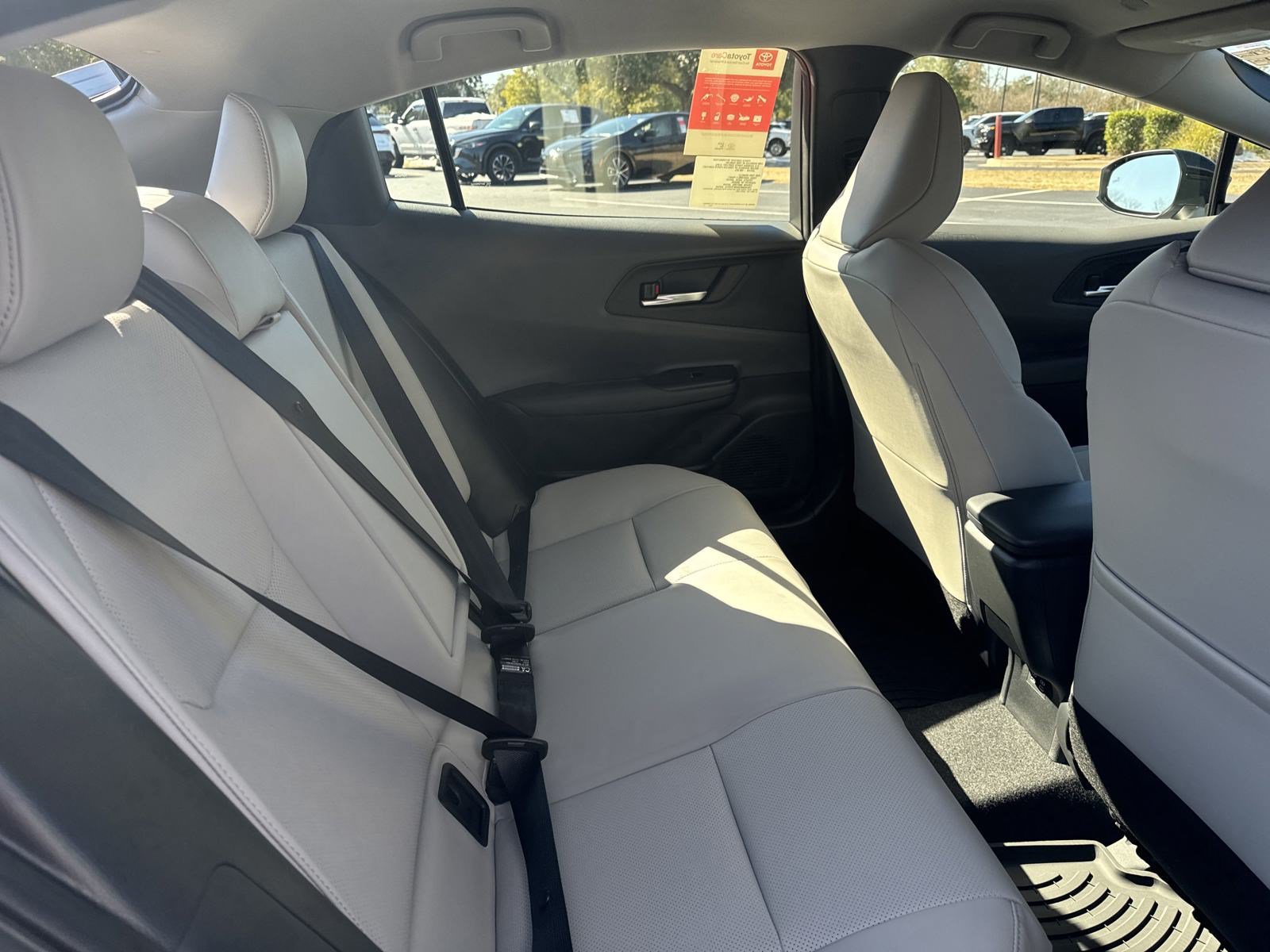New 2024 Toyota Prius XLE FWD image 27