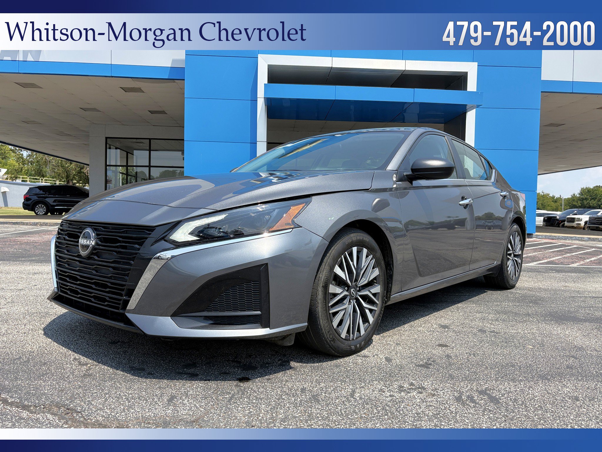Used 2025 Nissan Altima 2.5 SV FWD image 1