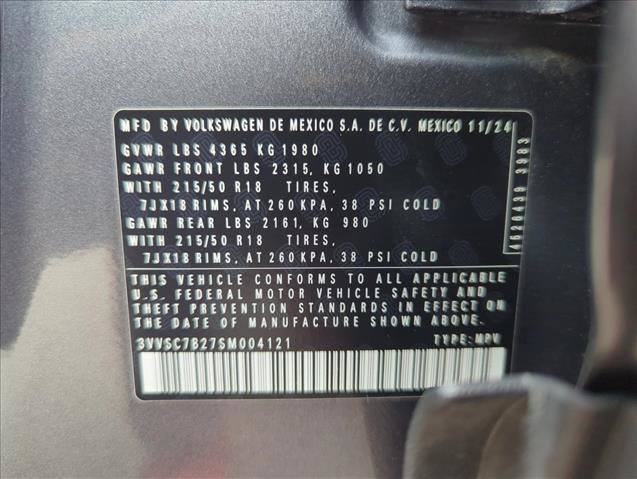 Used 2025 Volkswagen Taos SE FWD image 23